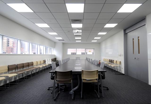 How to Design Office Lighting