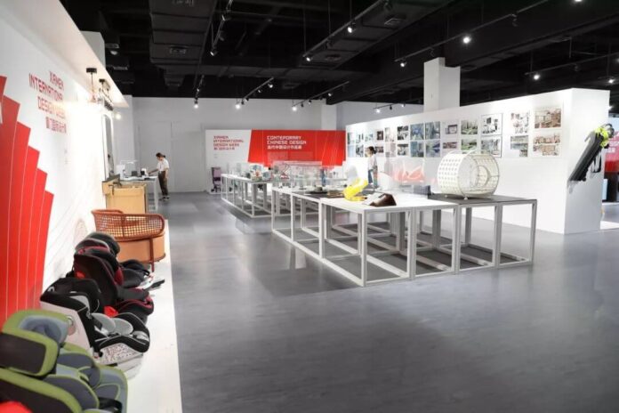 Red Dot Design Museum lighting case 1