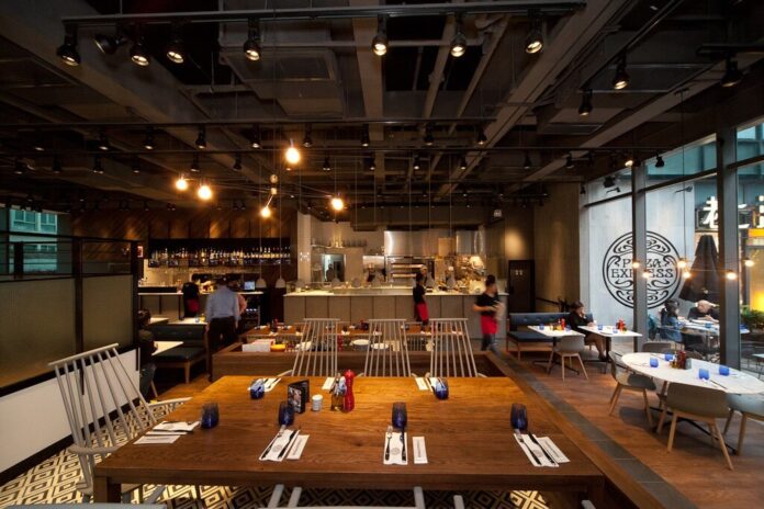 The-lighting-design-of-PizzaExpress-1